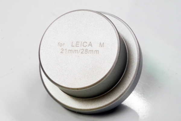 0804LeicaM21Cap