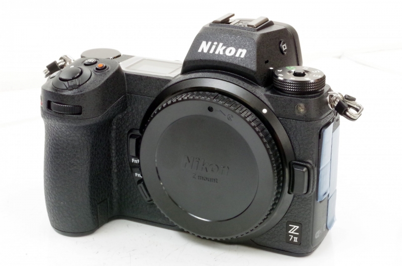 カメラの八百富｜PENTAX ペンタックス 645Z 驚きのプライスで新